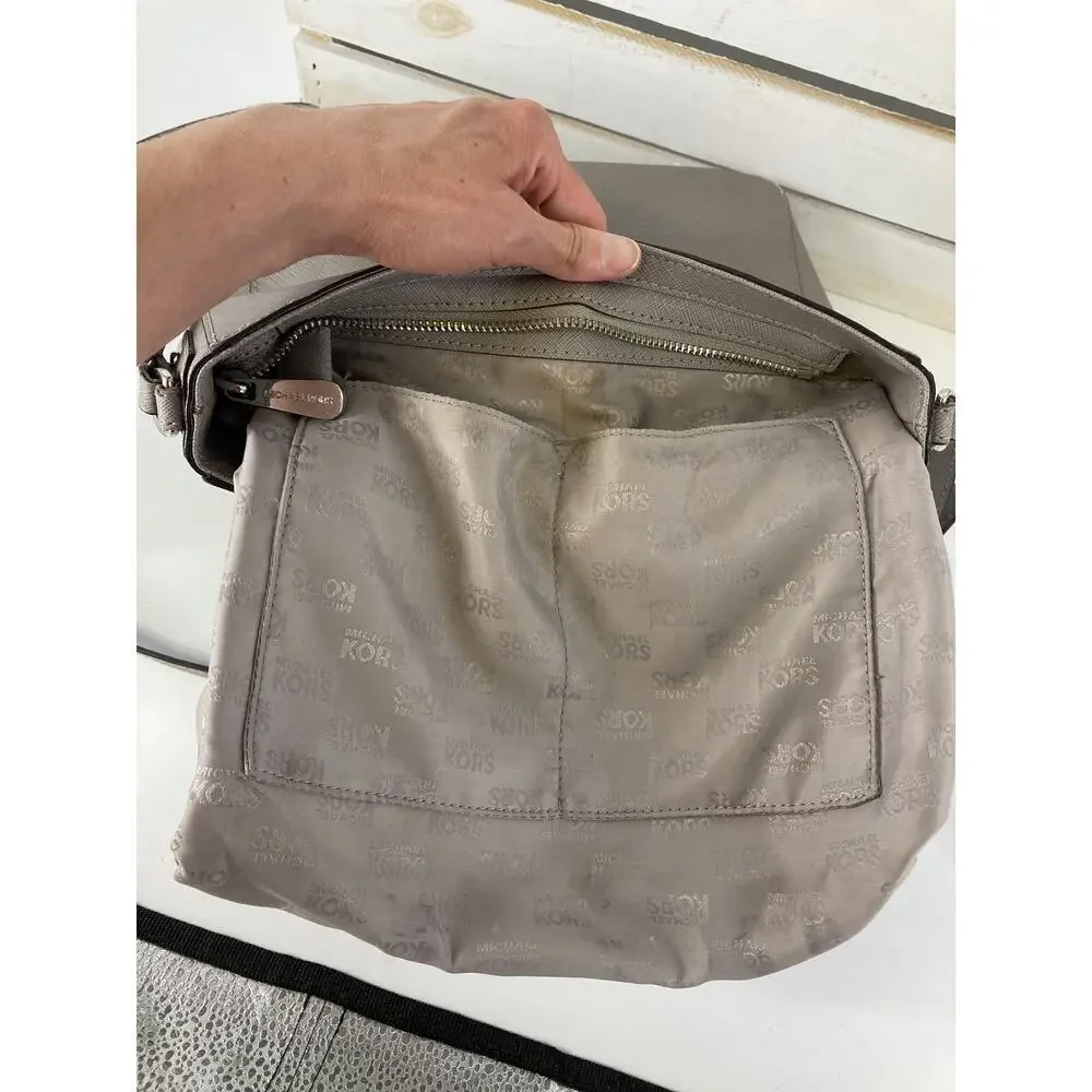 MICHAEL KORS, MEDIUM SIZE GRAY LEATHER CROSSOBODY BAG (ASIS)